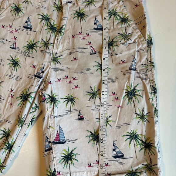 Free Planet Men’s Size 32 Shorts Tropical Print Palm Trees Sailboats - Picture 5 of 6